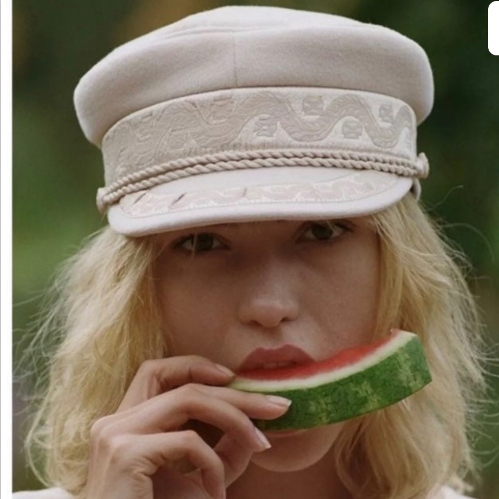 Lack of color riveria hat